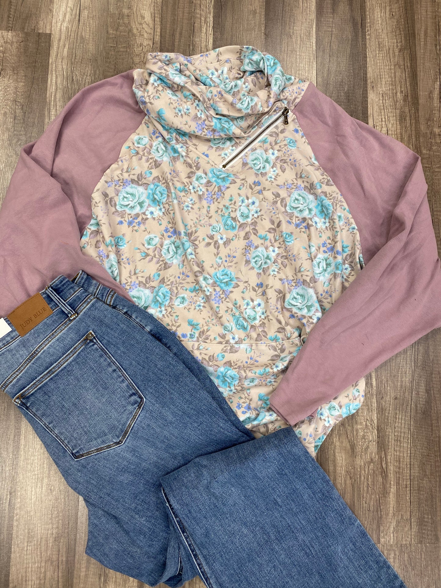 Mint & Mauve Floral Sweatshirt
