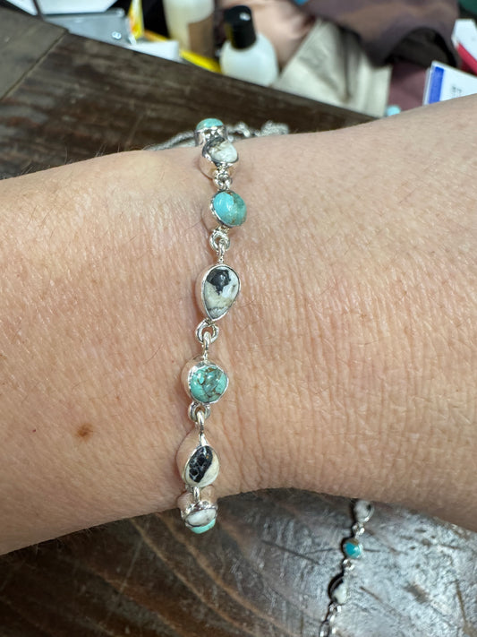 Filla Bracelets