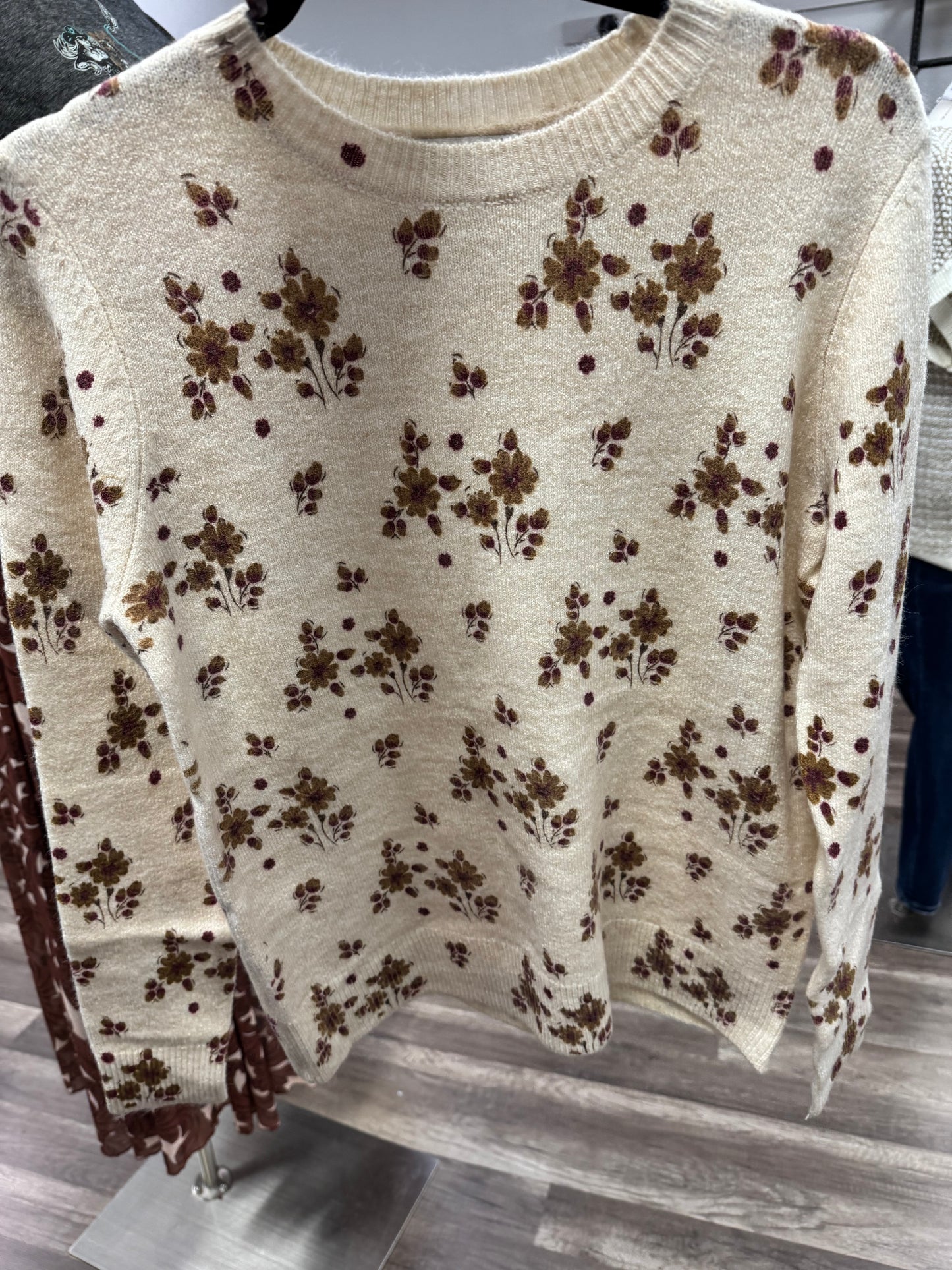 Flower print sweater