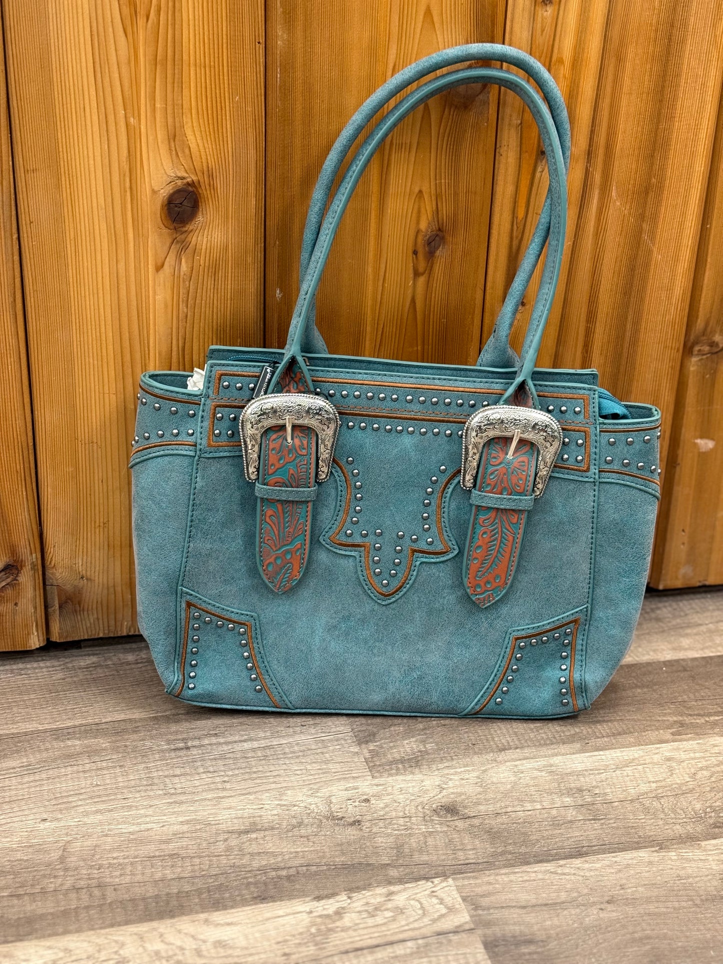 Buckle Beauty Collection