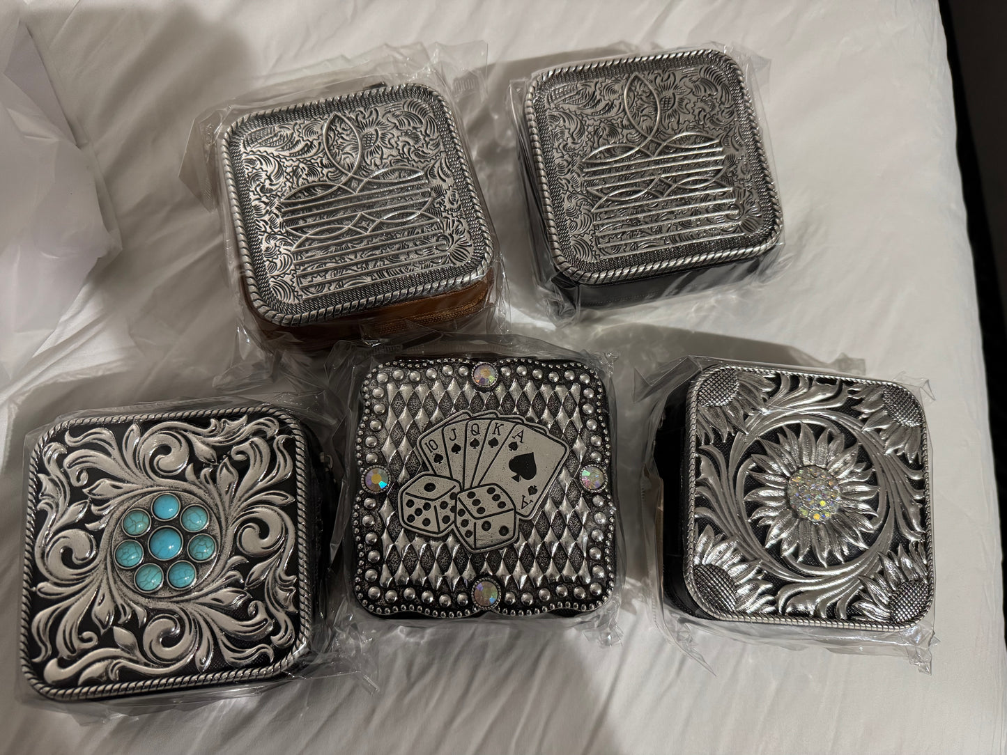 Metal travel jewelry boxes