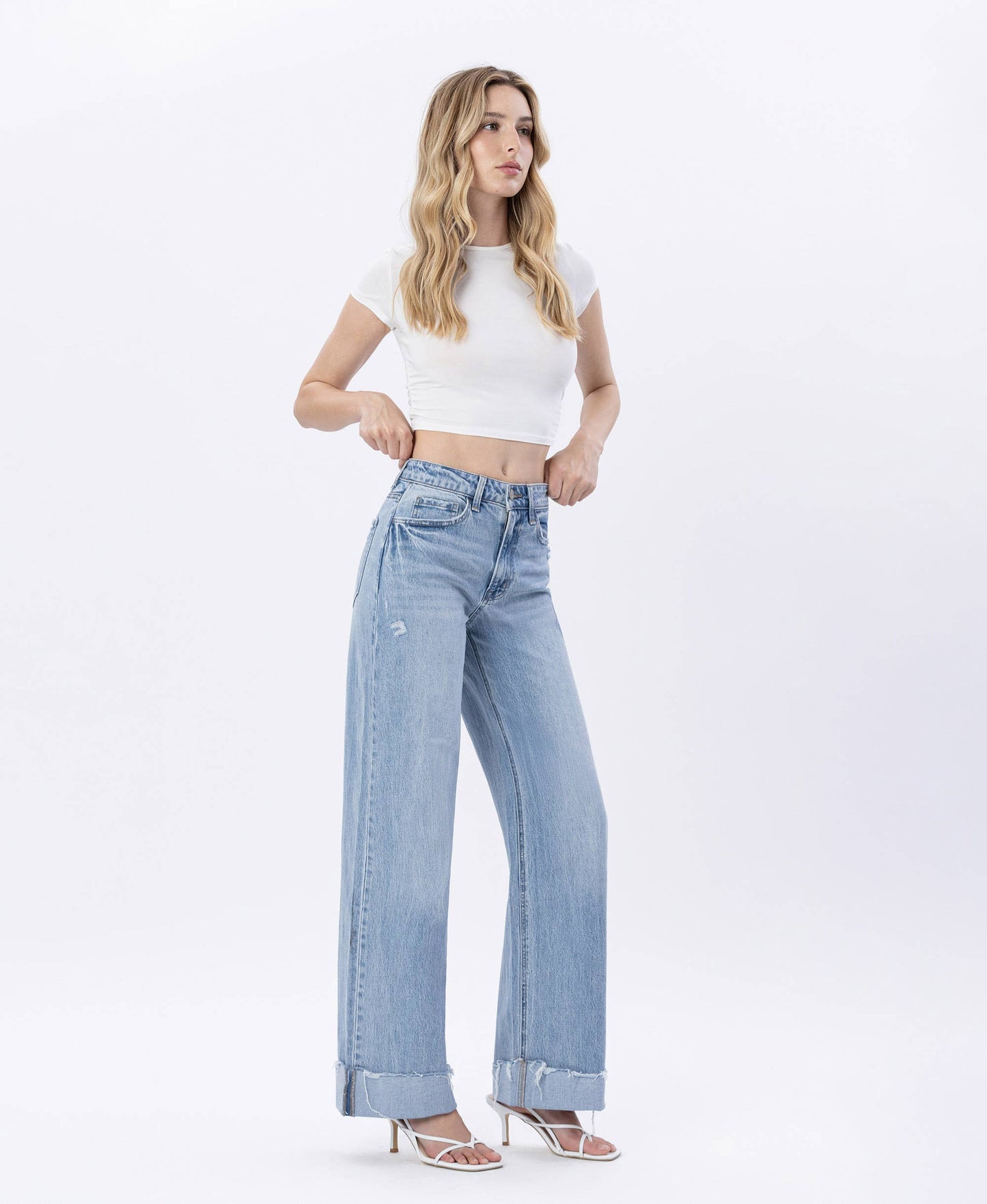Jubilant wide leg
