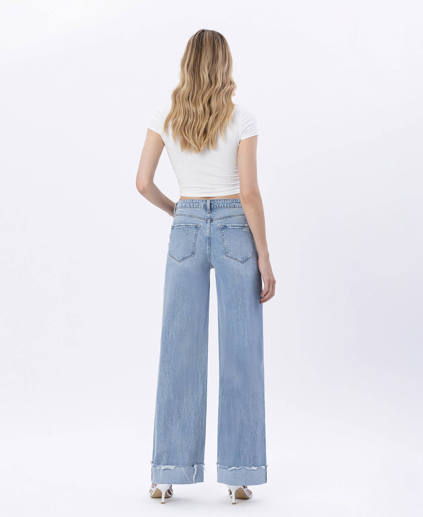 Jubilant wide leg