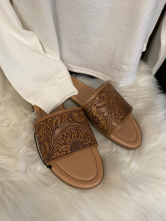 Coppu tooled Sandals